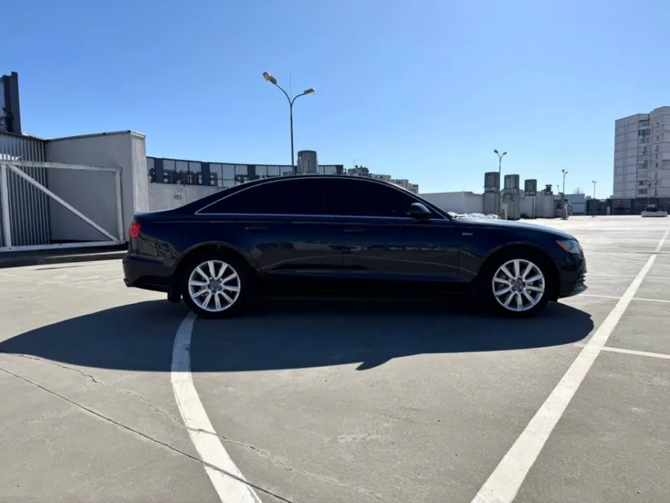 Audi A6 2014 з парку оренди KTrans