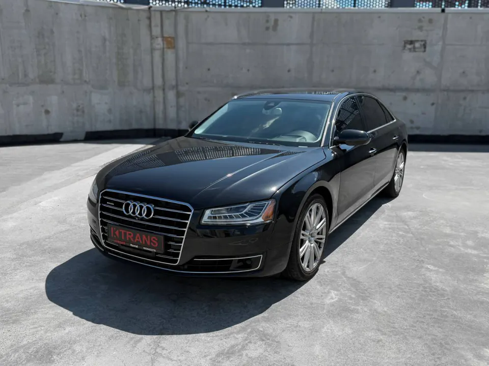 Audi A8 2015 з парку оренди KTrans