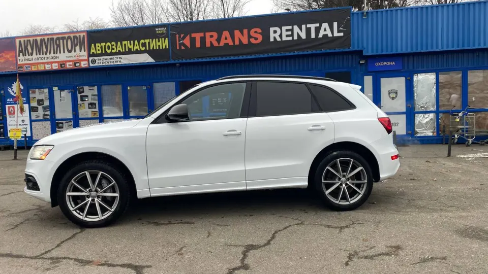 Audi Q5 S-line 2013 з парку оренди KTrans