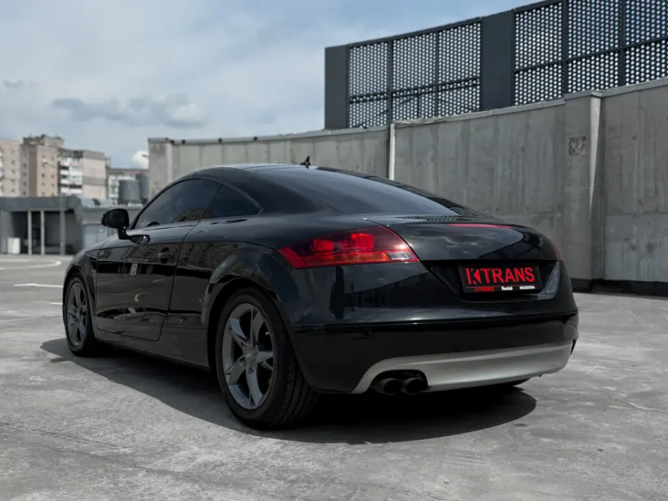 Audi TT 2008 з парку оренди KTrans