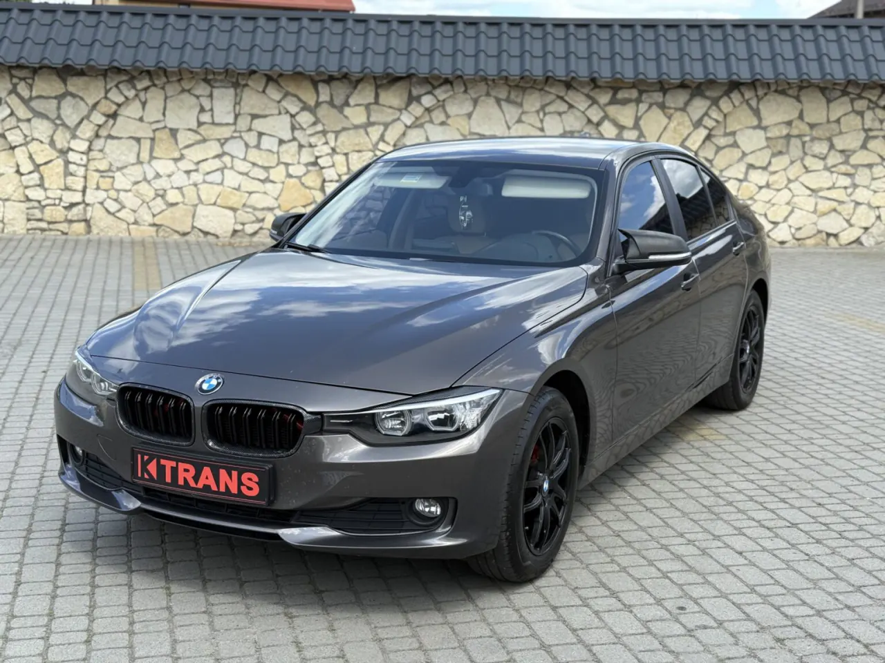 BMW 3 2012 з парку оренди KTrans