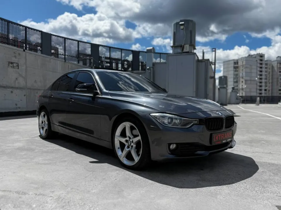 BMW 320 2014 з парку оренди KTrans