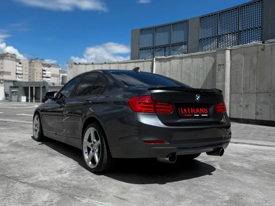 BMW 320 2014 з парку оренди KTrans