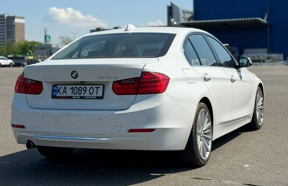 BMW 328d 2013 з парку оренди KTrans