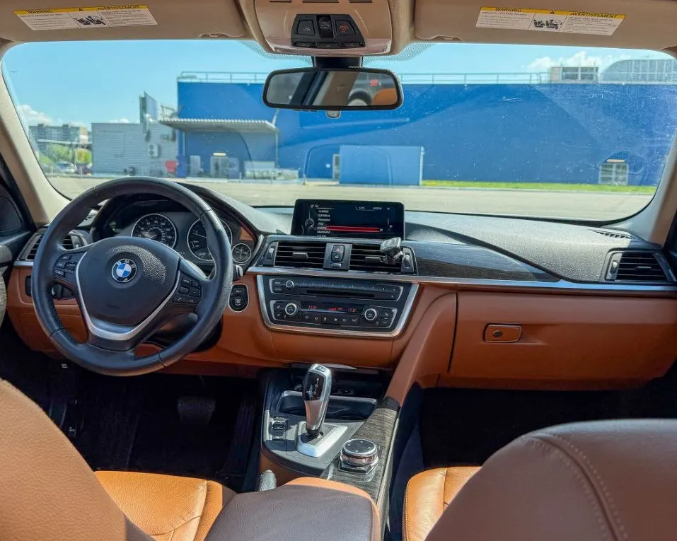 BMW 328d 2013 з парку оренди KTrans