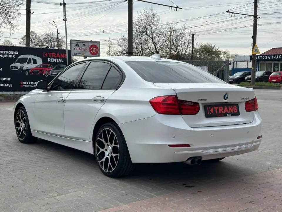 BMW 328i 2012 з парку оренди KTrans