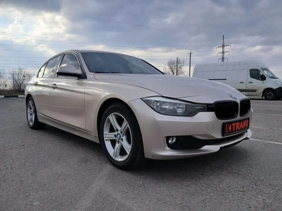 BMW 328i 2013 з парку оренди KTrans