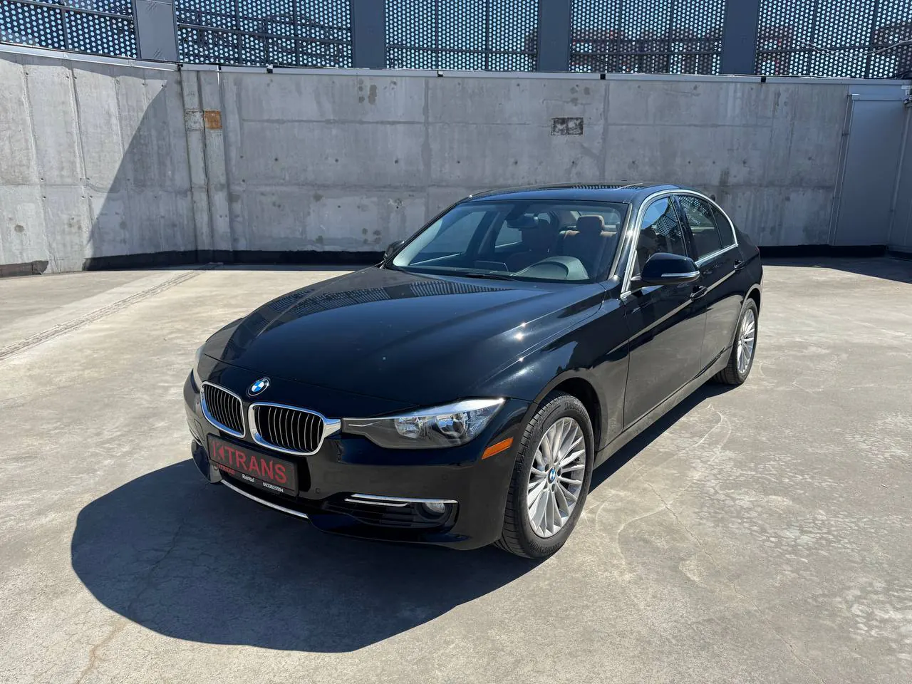 BMW 328i 2015 з парку оренди KTrans