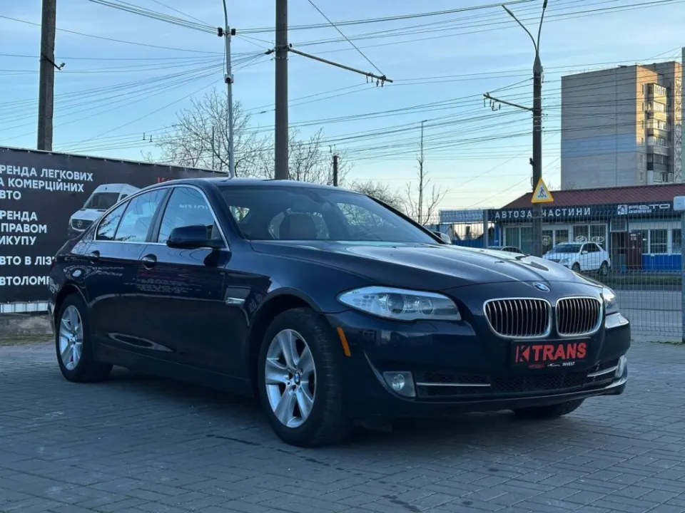 BMW 528i 2012 з парку оренди KTrans