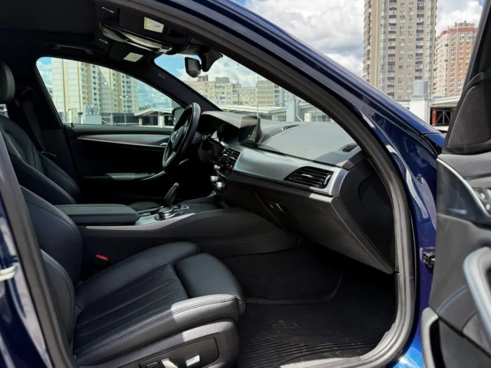 BMW 530i G30 2020 з парку оренди KTrans