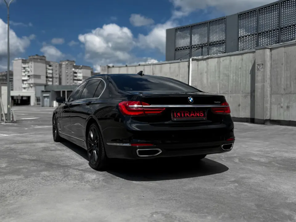 BMW 740l 2016 з парку оренди KTrans