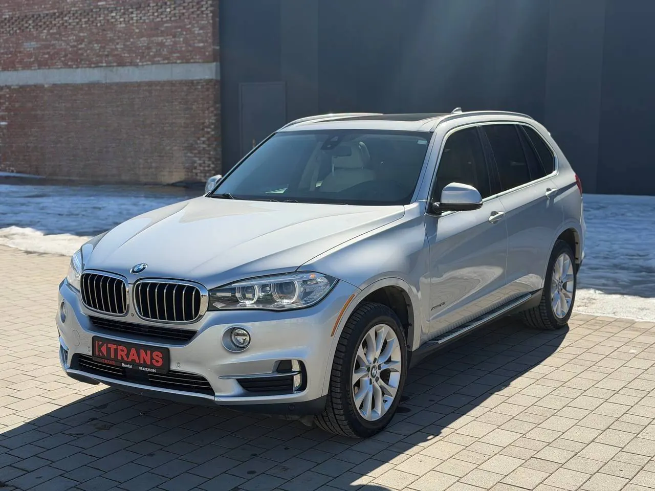 BMW X5 2015 з парку оренди KTrans