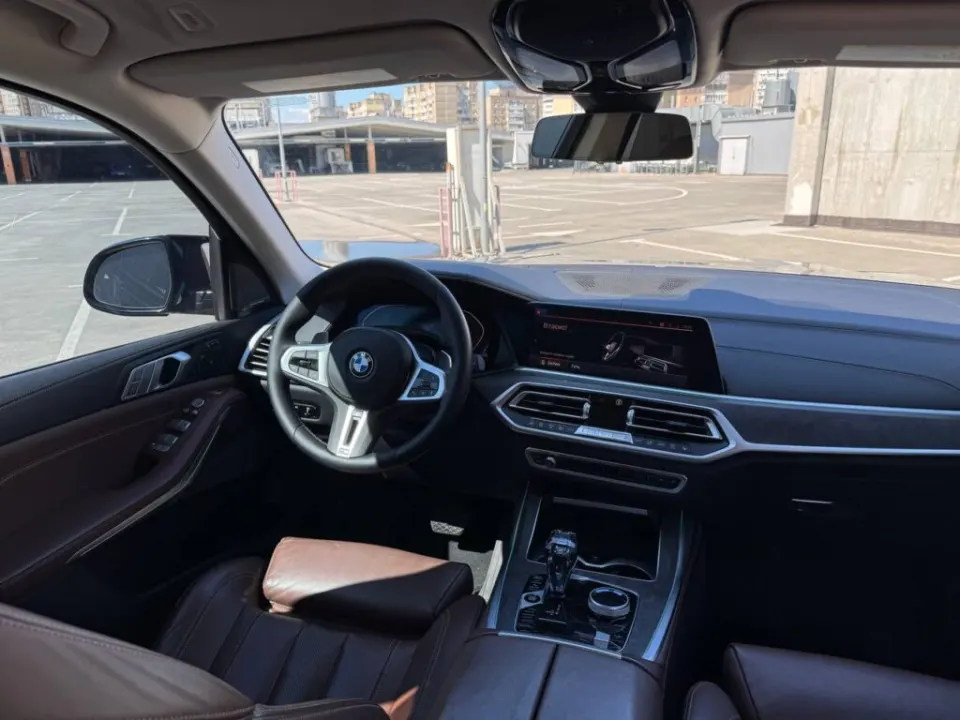BMW X7 2019 з парку оренди KTrans