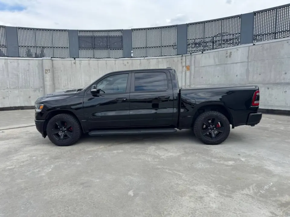 Dodge Ram 1500 2021 з парку оренди KTrans