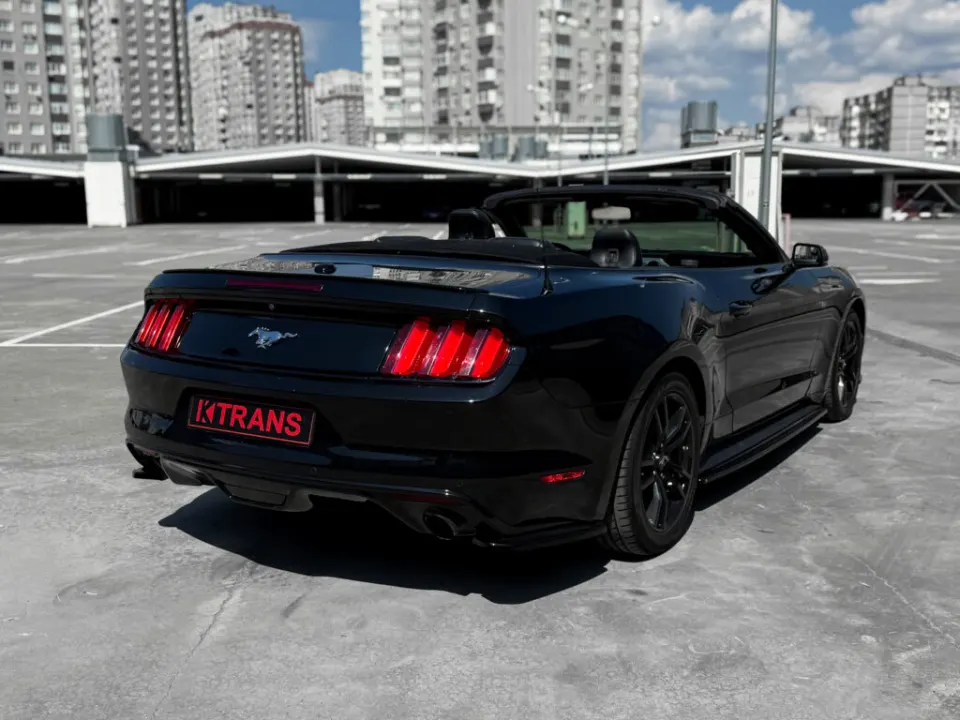 Ford Mustang Cabrio 2016 з парку оренди KTrans