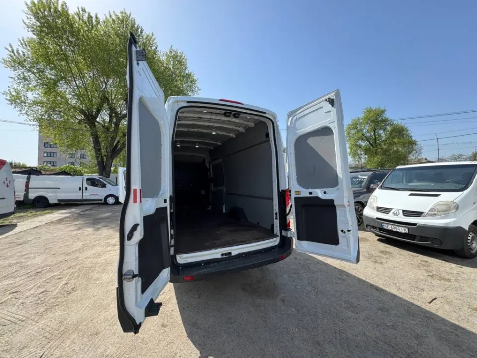 Ford Transit 2019 з парку оренди KTrans