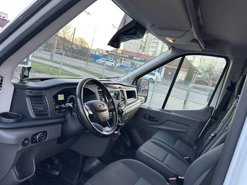 Ford Transit 2019 з парку оренди KTrans