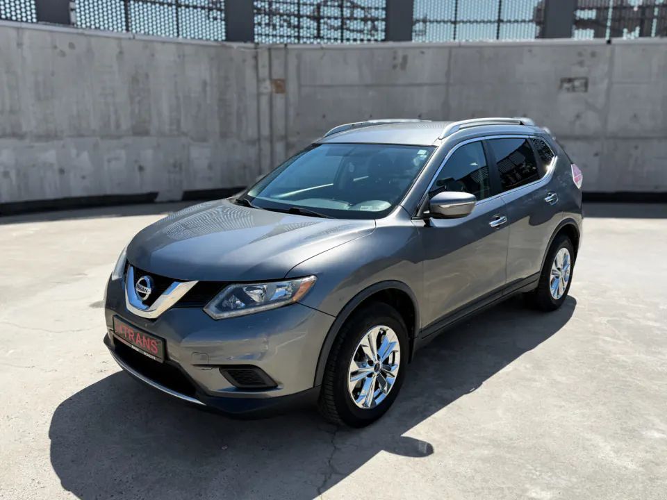 Nissan Rogue 2015 з парку оренди KTrans