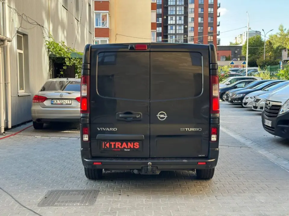 Opel Vivaro 2014 з парку оренди KTrans