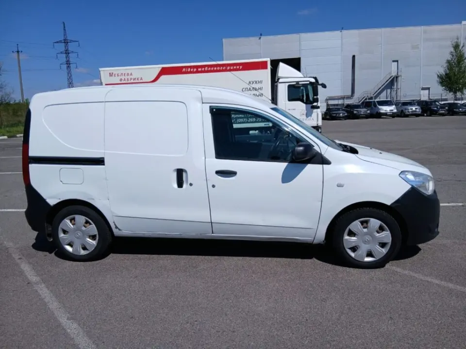 Renault Dokker 2016 з парку оренди KTrans