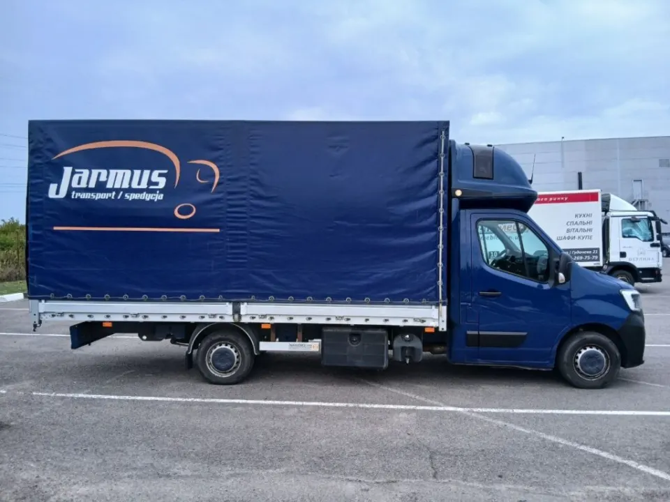 Renault Master 2020 з парку оренди KTrans