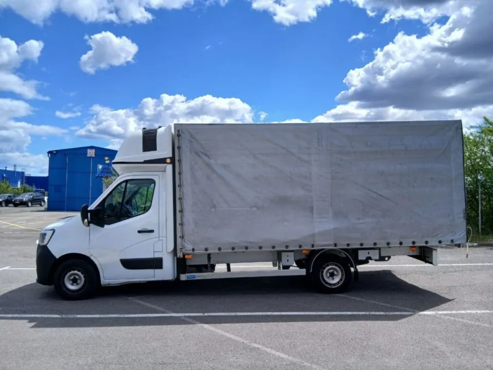 Renault Master 2021 з парку оренди KTrans