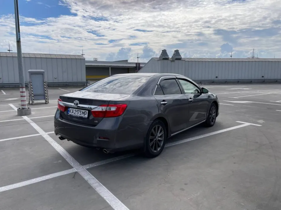 Toyota Camry 50 з парку оренди KTrans