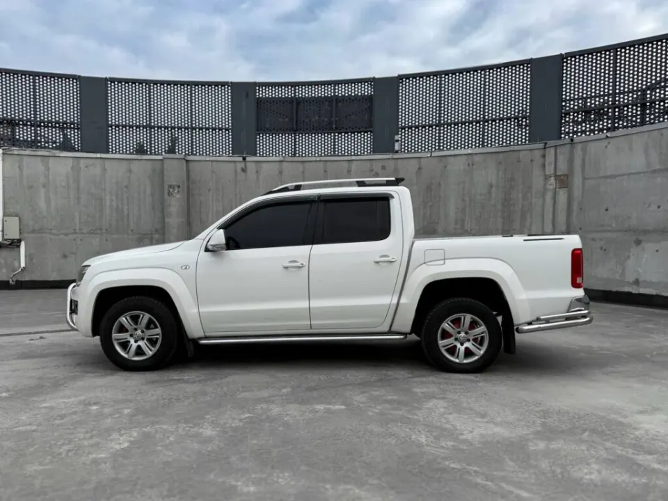 Volkswagen Amarok 2013 з парку оренди KTrans