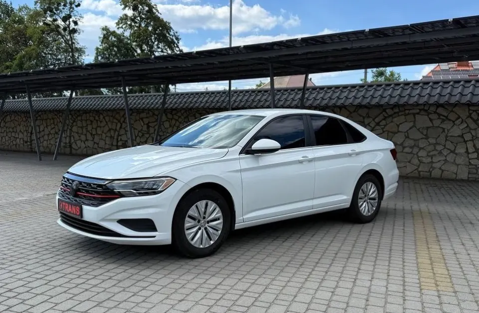 Volkswagen Jetta 2019 з парку оренди KTrans