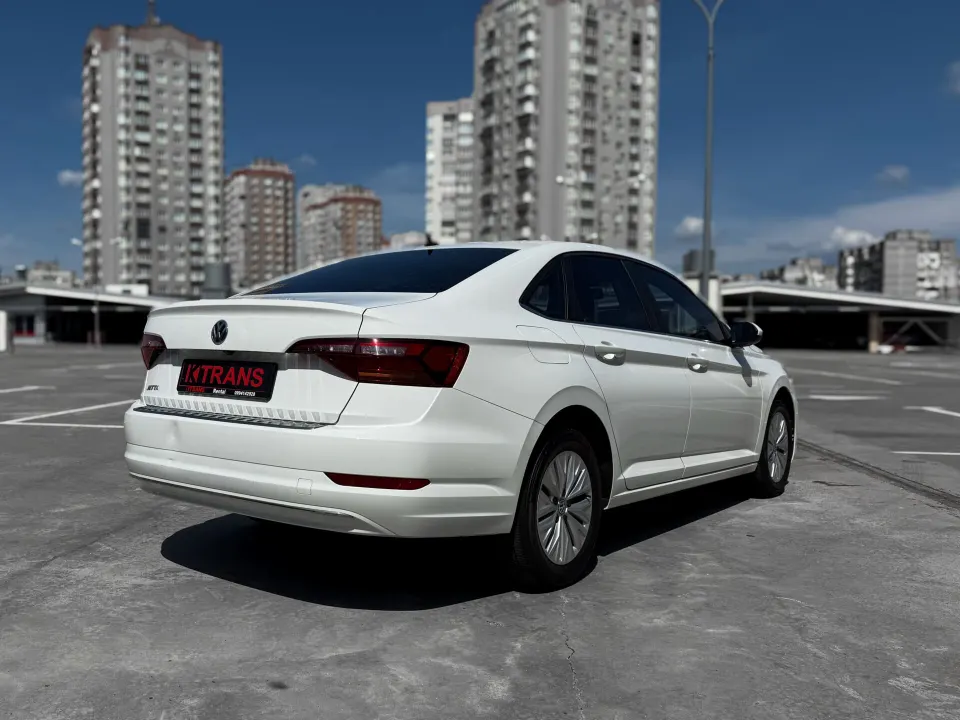 Volkswagen Jetta 2018 з парку оренди KTrans