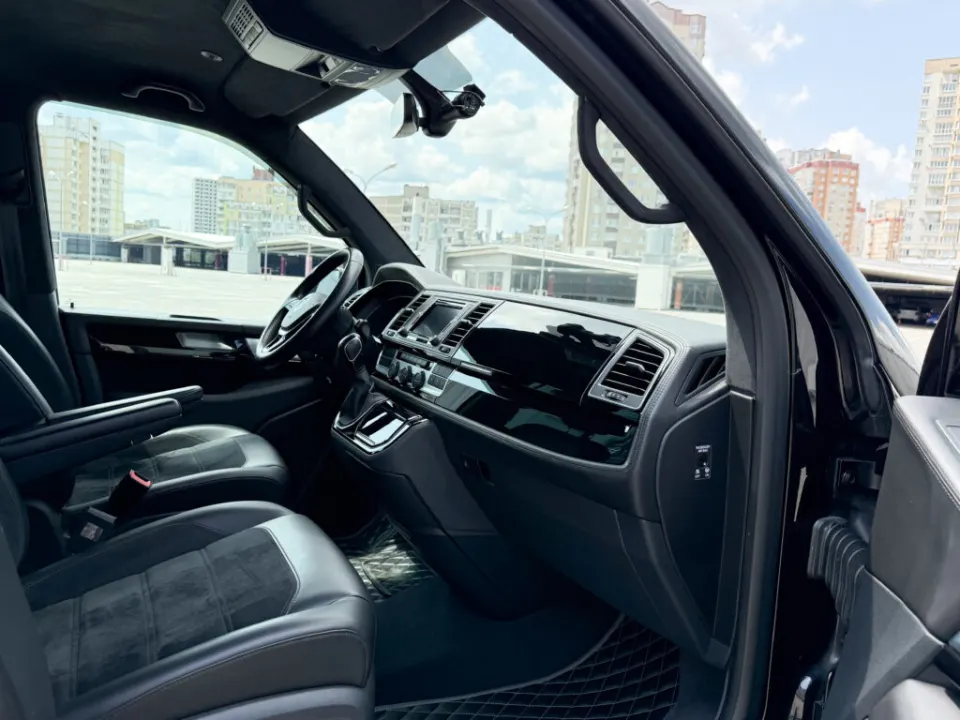 Volkswagen Multivan 2020 з парку оренди KTrans