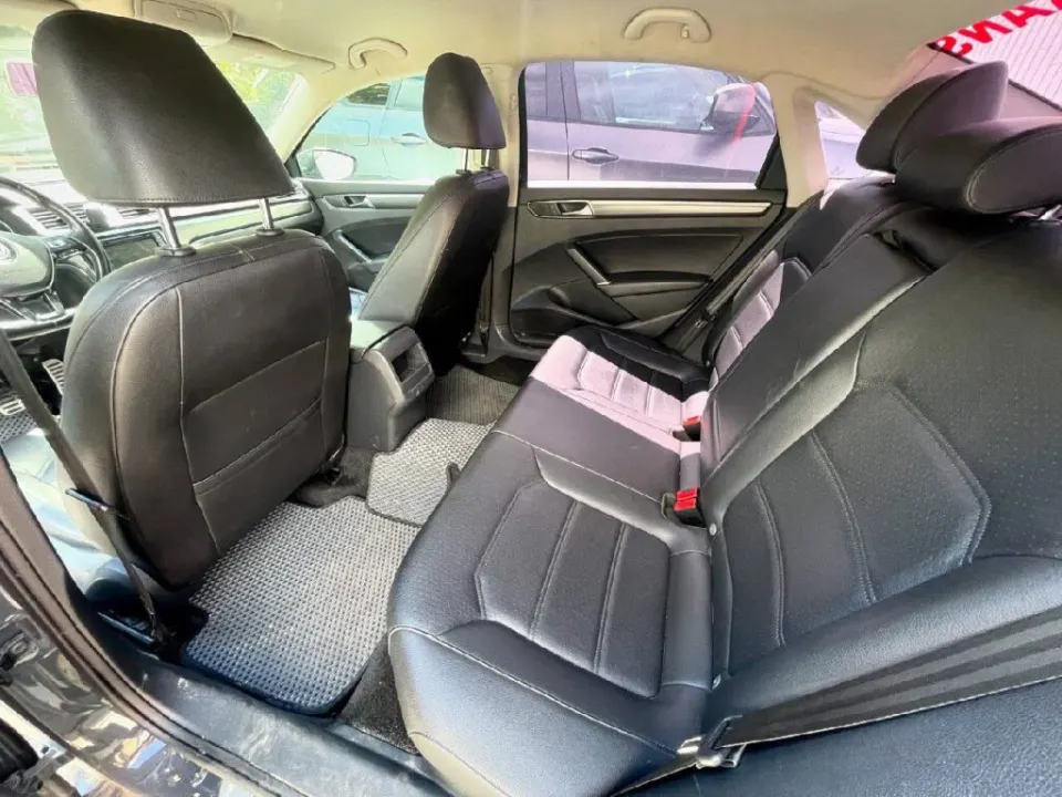 Volkswagen Passat з парку оренди KTrans