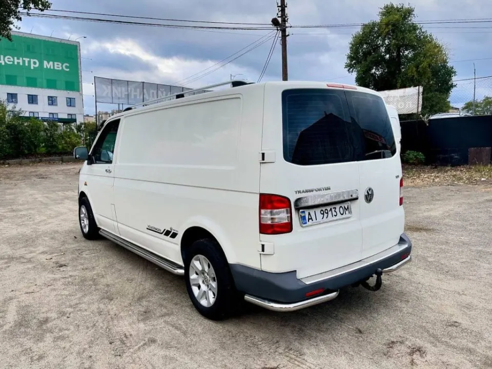 Volkswagen Transporter T5 з парку оренди KTrans