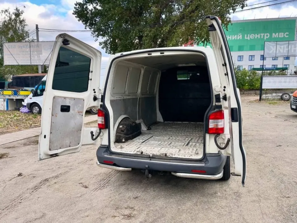 Volkswagen Transporter T5 з парку оренди KTrans